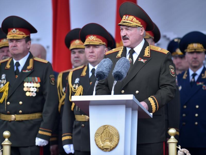 Belarus' President Alexander Lukashenko gives a speech during a military parade to mark the 75th anniversary of the Soviet Union's victory over Nazi Germany in World War Two, Minsk, May 9, 2020. Sergei GAPON / POOL / AFP