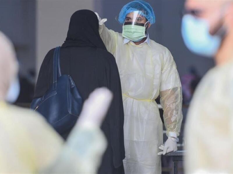 الكويت: حبس لمدة تصل الى 3 أشهر وغرامة مالية تصل الى 5000 دينار كويتي (16 ألف دولار) أو إحدى العقوبتين.