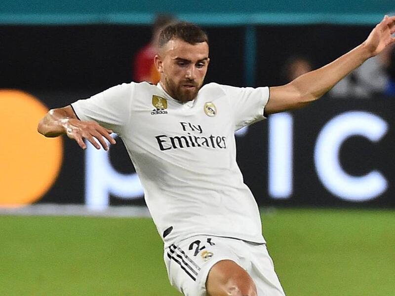 بورخا مايورال (ليفانتي) وقيمته 3.2 مليون يورو