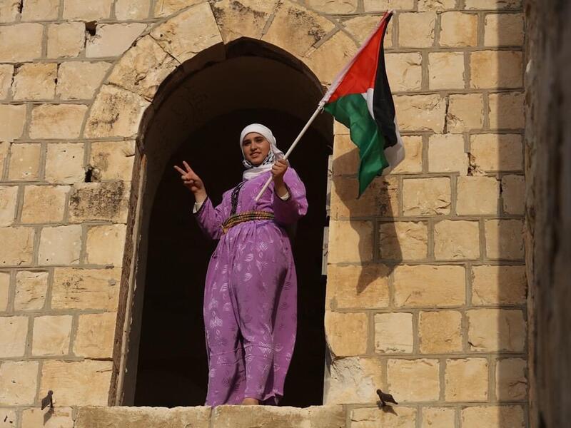Palestinians every year celebrate the Traditional Costume Day. (Twitter/ @Reality8k)