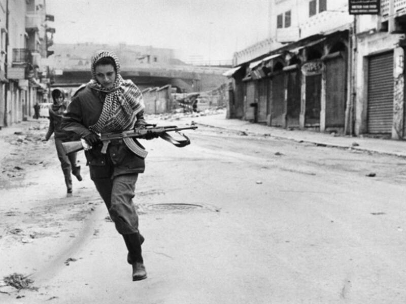 واعتبرت أزمة 1958 بمثابة التهيئة للحرب الأهلية، ومن ثم بدء التصادم المسلح بين الجيش اللبناني والمقاومة الفلسطينية في عام 1973، وظهور حلف ماروني في مواجهة المقاومة الفلسطينية وتكوين مليشيات ورفض لبنان لقرارات مؤتمر القمة العربية في شأن الفلسطينين.