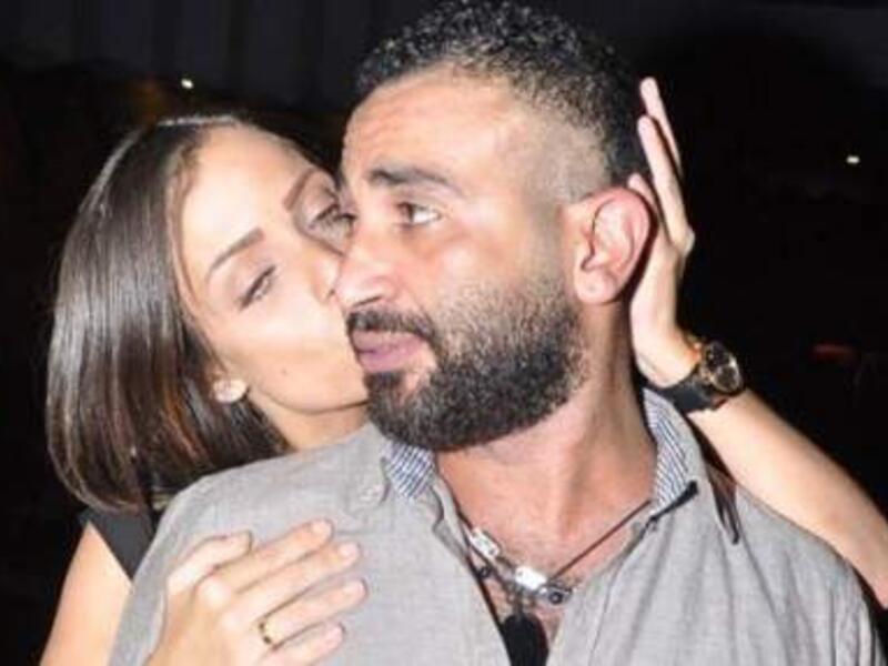 ريم البارودي تعلق على صورة أحمد سعد بعد التجميل "الخلقة وسخة مهما عمل"!