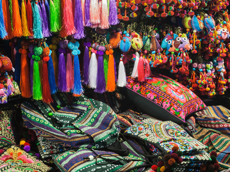 3. Chiang Mai Night Bazaar, Chiang Mai in Thailand