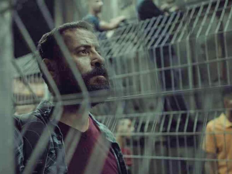 الفيلم الأردني (200 متر): والذي تدور أحداثه حول الزوجين "مصطفى" و"سلوى" اللذين يعيشان في قريتين فلسطينيتين تبعدان عن بعضهما 200 متر فقط، لكن بينهما الجدار الفاصل، فتتعرض حياتهما الزوجية لظروف معيشية صعبة وعقبات. 