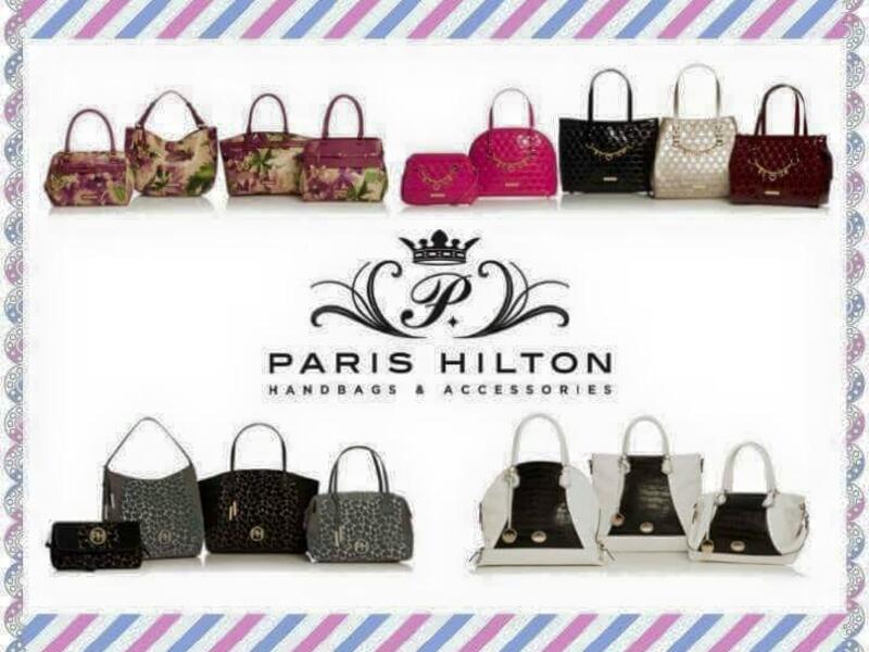 دخلت الأمريكية "باريس هيلتون" عالم الأزياء من أوسع أبوابه فلديها مجموعة ضخمة من العطورات، والأحذية، والحقائب، والمجوهرات، ومنتجات العناية بالشعر، وتمتلك أكثر من 42 متجرًا حول العالم بما فيها السعودية.