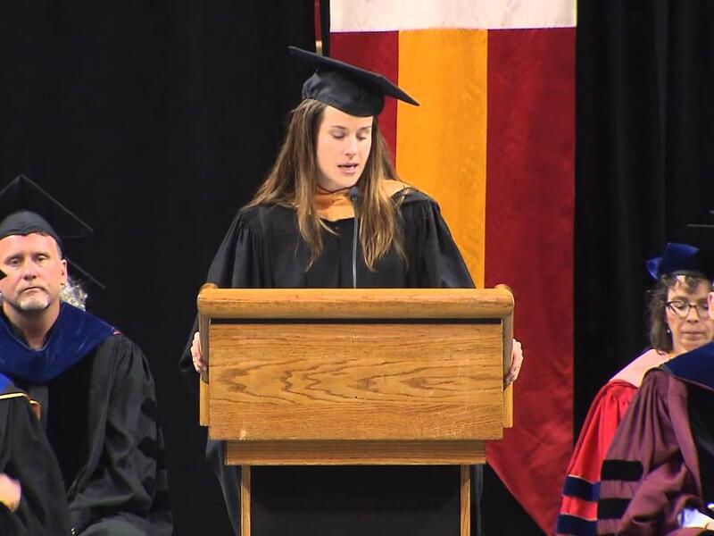 حاصلة على شهادة علم الأنثروبولوجي الثقافية من جامعة تولين في نيو أورليانز، قبل أن تحصل على شهادة الماجستير في الخدمات الاجتماعية من جامعة بينسلفانيا.