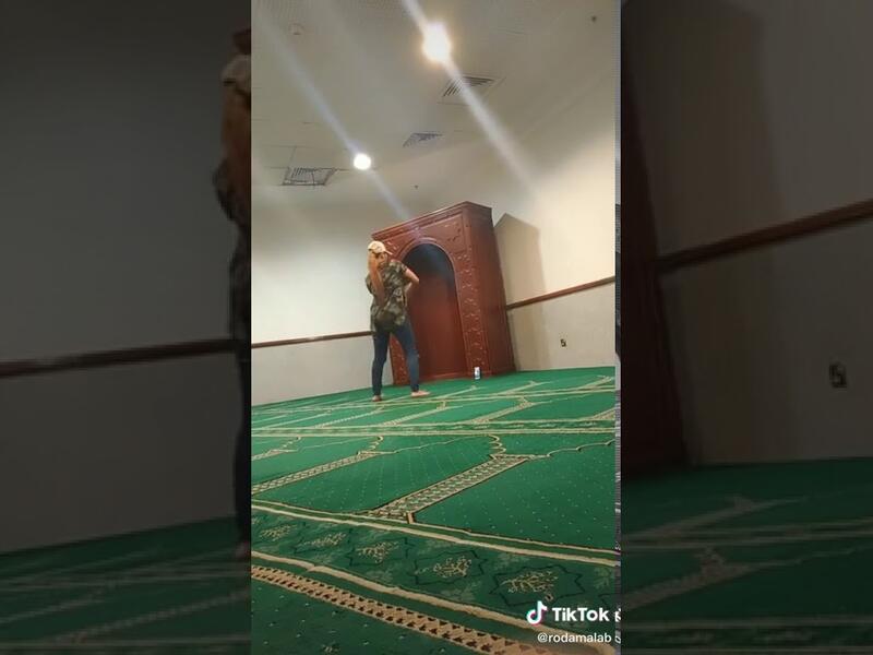 فلبينية ترقص داخل مسجد في السعودية