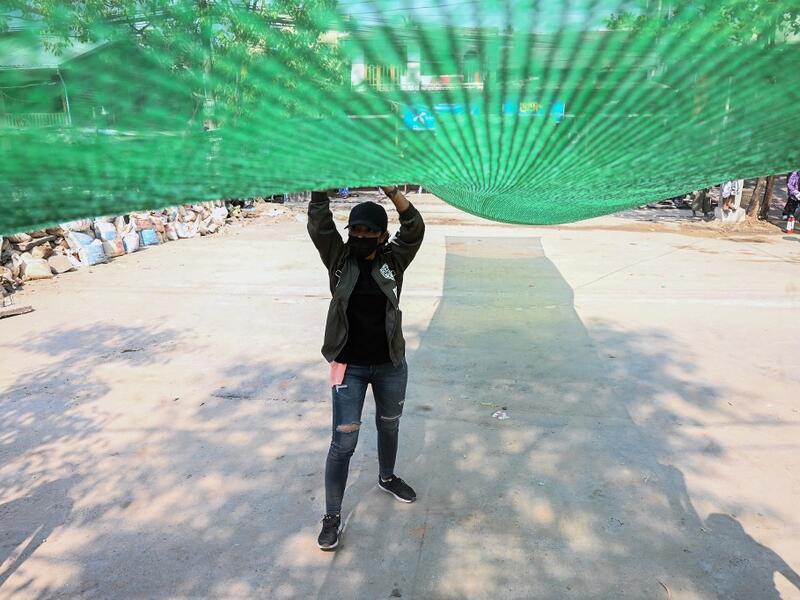 Myanmar protester will not go away! 