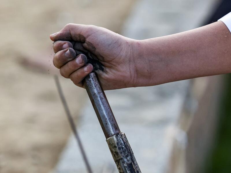 Taashir is a war dance performed in Taif