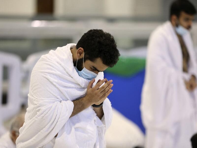 Immunised pilgrims in Mecca