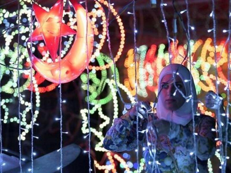 الأردن: تكون ساعات الصيام أول أيام رمضان نحو 14 ساعة و24 دقيقة، فيما ستصل في آخر يوم الى 15 ساعة و20 دقيقة.
