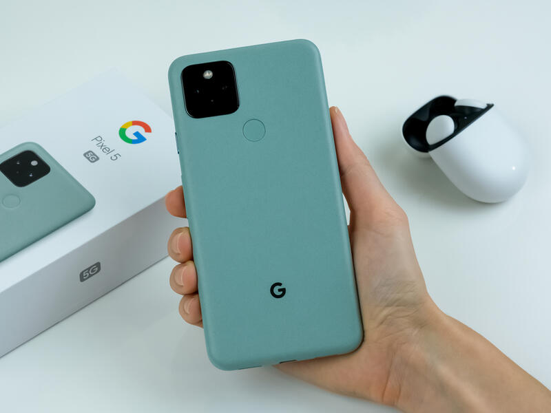 2.PIXEL 4A 5G