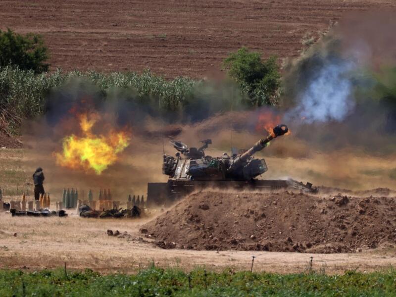 Port workers in Italy ban weapon and explosives shipment to Israel due to aggressive attacks on Gaza