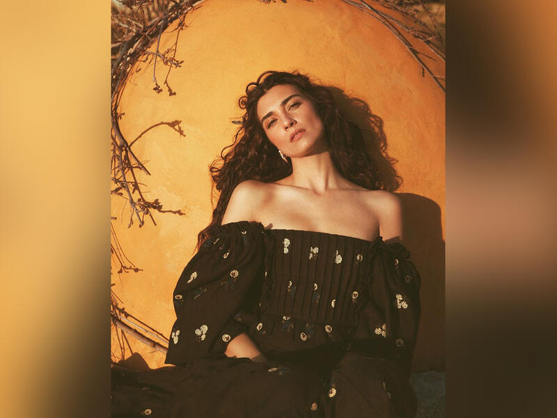 Turkish actress Tuba Büyüküstün