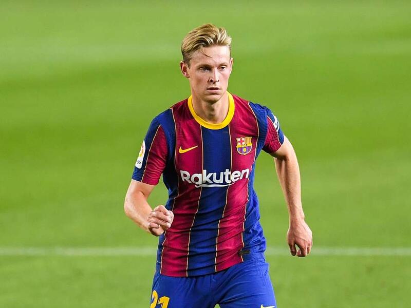 6- الهولندي فرينكي دي يونغ (برشلونة) بقيمة 138 مليون يورو
