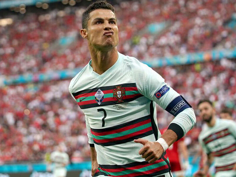 البرتغالي كريستيانو رونالدو (11 هدفاً)