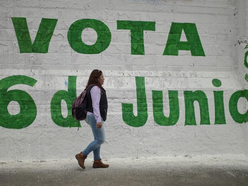 Mexicans head to polls in consequential election 