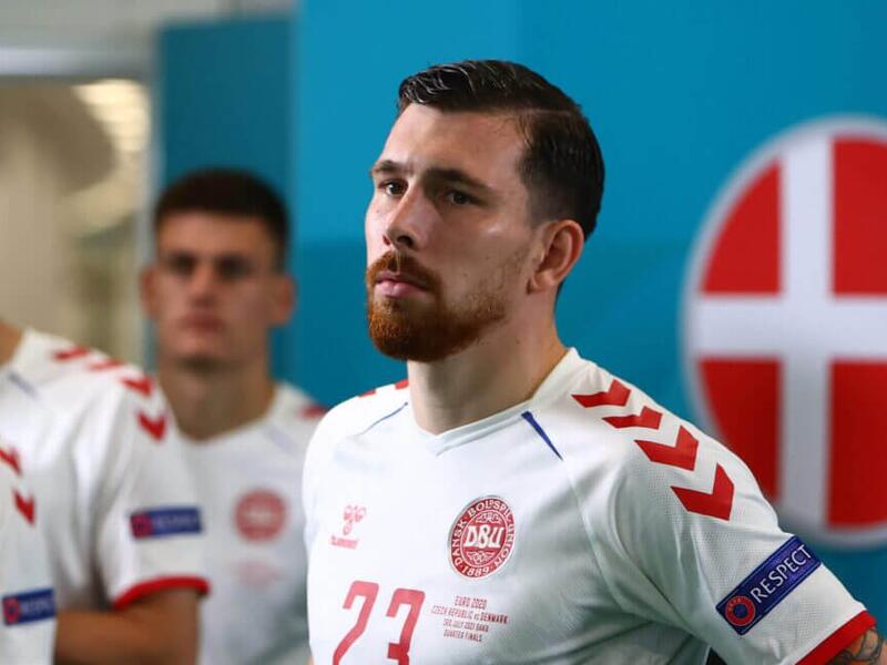 لاعب الوسط الدنماركي بيير إيميل هويبيرغ