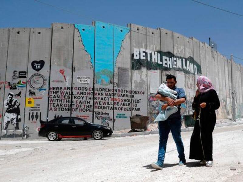 The divisive Israeli great wall!