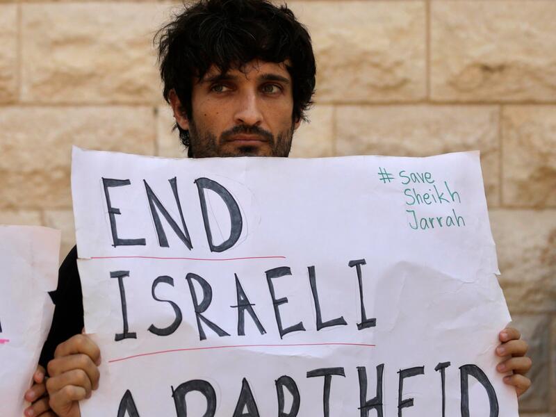 Israel's top court told 4 Palestinian families in Sheikh Jarrah, who illegal Israeli settlers want to forcibly displace, they can stay