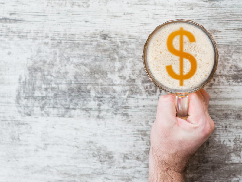 A glass of beer for $30 at New York airports