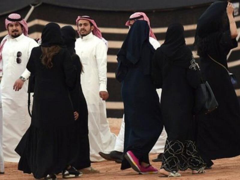 يجب على الجهات المعنية في القطاع الحكومي، والقطاع الأهلي، وضع التدابير اللازمة للوقاية من التحرش ومكافحته في إطار بيئة العمل في كل منها.