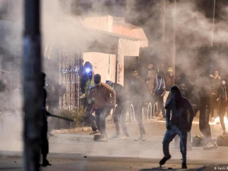 الذكرى 11 لثورة الياسمين في تونس