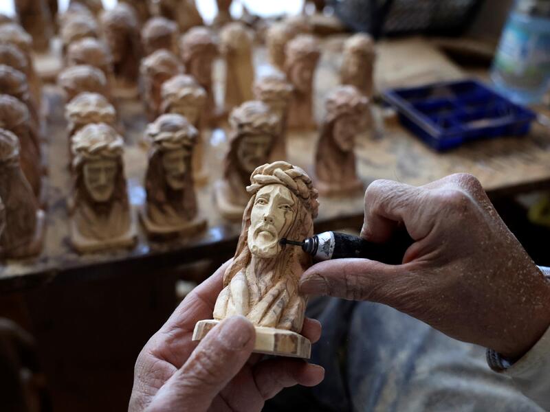 The World Wears Christmas Spirit Despite Omicron Fears