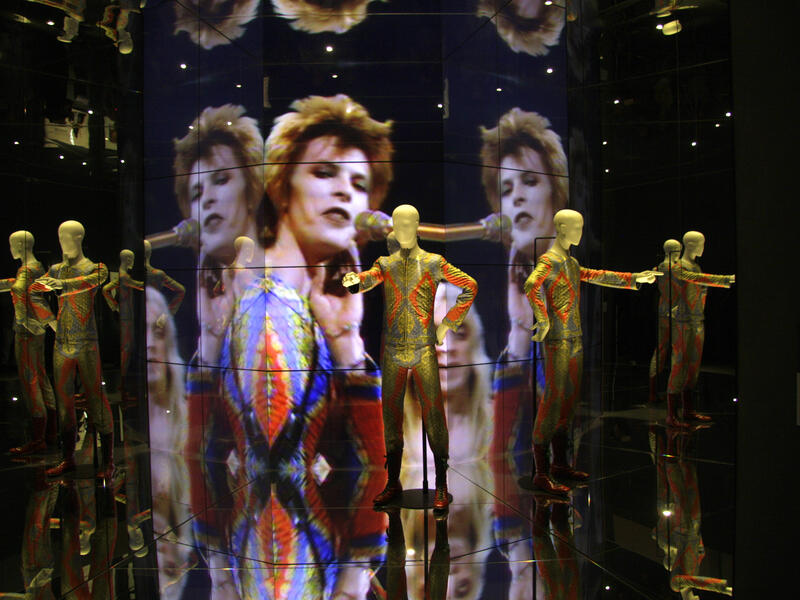 On what would have been his 75th birthday, the world commemorated style icon and great musician David Bowie in many ways.