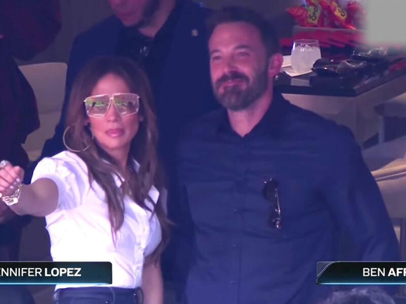 Ben Affleck and Jennifer Lopez couldn't stop dancing at the Super Bowl