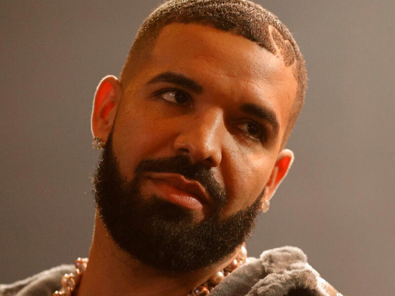 Hip-Hop Artist of the Year: Drake