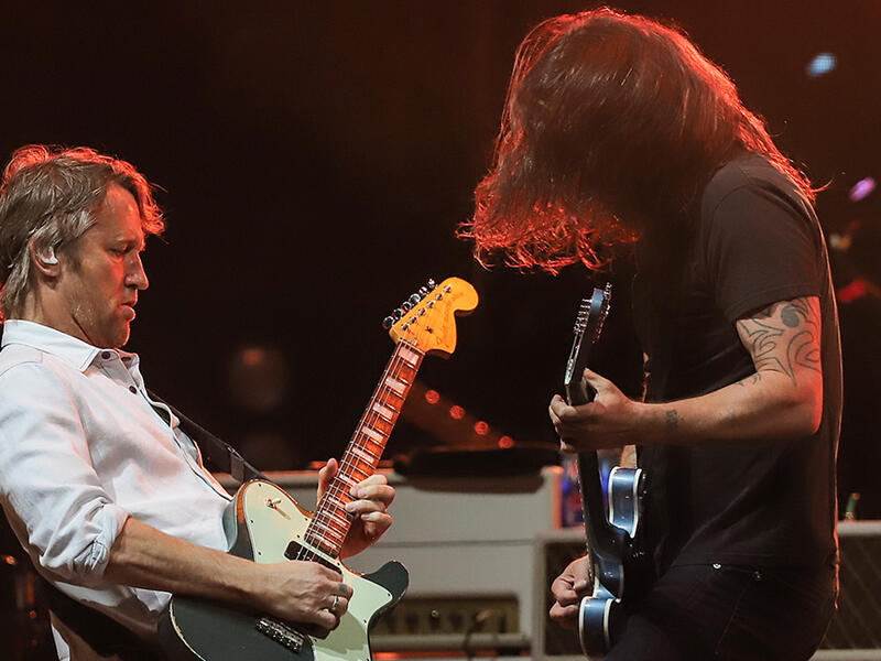 Rock Song of the Year: "Waiting on a War" - Foo Fighters 