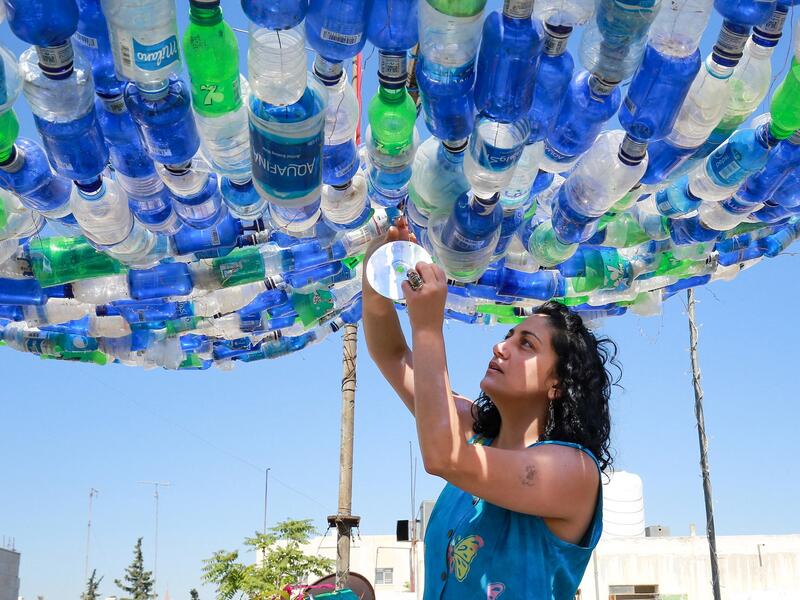 Jordanian-based Artist Raises Awareness About Environment Through Art