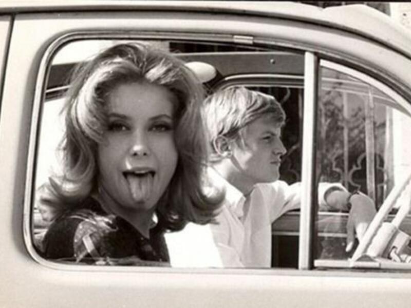 Sticking the tongue out 