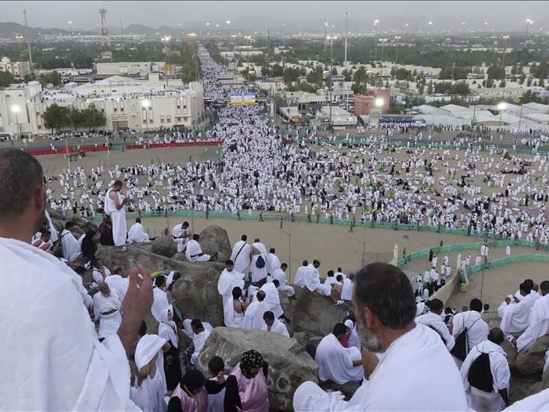 مزدلفة بطول 25 كيلومتراً، أطول ممر مشاة في العالم
