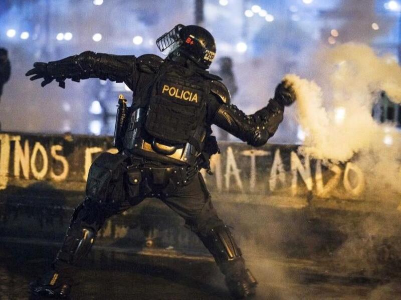 كولومبيا.. مقتل 8 من الشرطة في هجوم بالمتفجرات