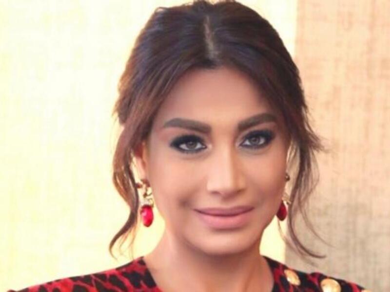 الإعلامية المصرية بسمة وهبة: أصيبت بسرطان الثدي، وكانت اكتشفته عن طريق الصدفة. وظهرت الإعلامية ضيفة في برنامج إعلامي وهي ترتدي شعرا مستعارا، كعلامة على تحدي المرض، وفعلا شُفيت منه وعادت لعملها الإعلامي.