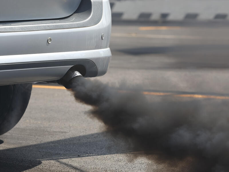 Traffic pollution