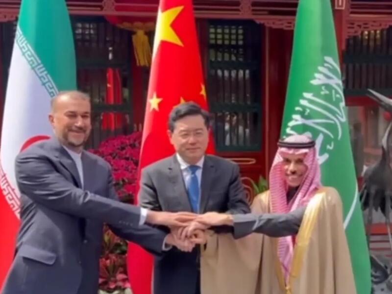 إيران والسعودية توقعان على بيان مشترك في الصين