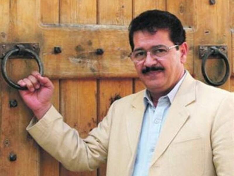 بسام الملا (1956 – 2022): مخرج سوري، أخرج مسلسل البيئة الشامية السوري الأكثر شهرة باب الحارة، وهو ابن الممثل أدهم الملا، لكنه توفي عن عمر ناهز 66 عاما.