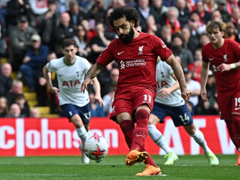 صلاح يسجل هدف ليفربول الثالث (المصدر: أ ف ب)