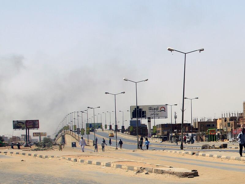 نزوح عشرات الآلاف جراء المعارك في السودان