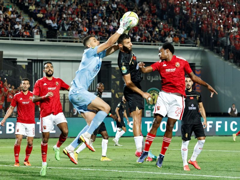 الأهلي يتفوق على الوداد (Photo by Khaled DESOUKI / AFP)