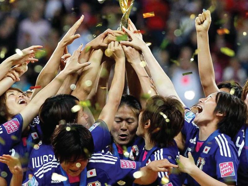 النسخة السادسة: توّج المنتخب الياباني بلقب كأس العالم للسيدات 2011 بعد فوزه المنتخب الأمريكي بنتيجة 0-2 في البطولة التي أقيمت في ألمانيا.