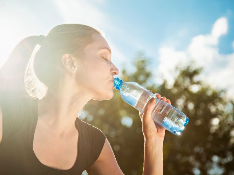 2 liters of water 