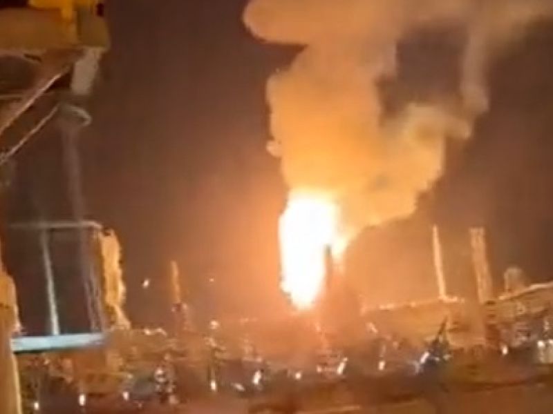 السيطرة على حريق في مصفاة الاحمدي الكويتية