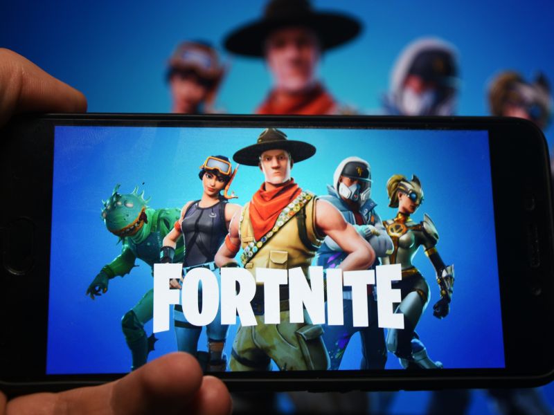 When will Fortnite be back up? Latest update on Chapter 5 Season 2: Myths & Mortals maintenance. (Shutterstock)