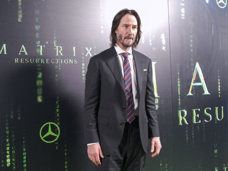 anadian actor Keanu Reeves arrives for the premiere of "The Matrix Resurrections" 