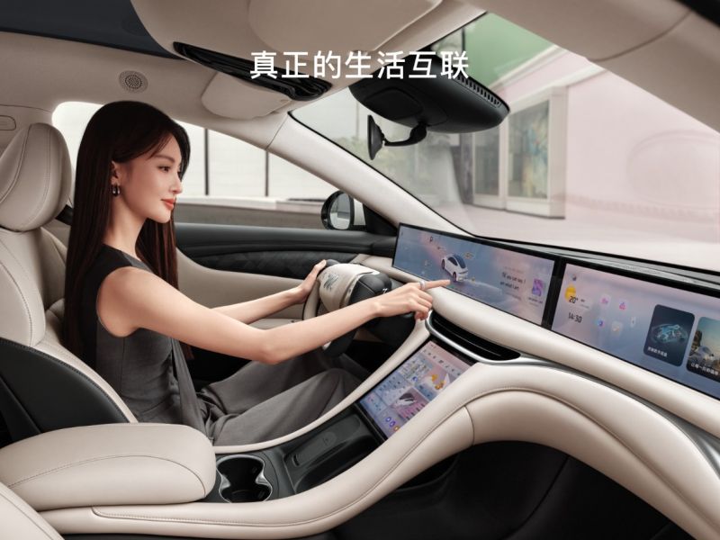 The pre-sale launch of the IM Motors L6 Sedan introduces three distinct trims to consumers: the L6 Max Standard Edition, priced at no more than RMB 230,000 ($31,800), the IM L6 Max Performance Edition, available for no more than RMB 299,900 ($41,475), and the L6 Max Lightyear Edition, starting at no more than RMB 330,000 ($45,650). With these competitive pricing options, IM Motors aims to appeal to a wide range of customers and solidify its position as an industry leader in electric vehicle innovation and a
