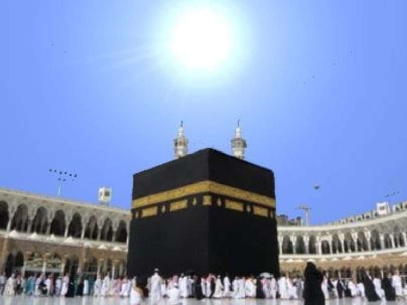 فلكية جدة تعلن... موعد تعامد الشمس على الكعبة